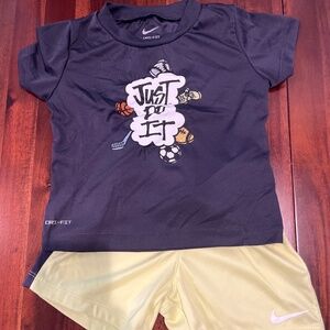 Nike dry fit set